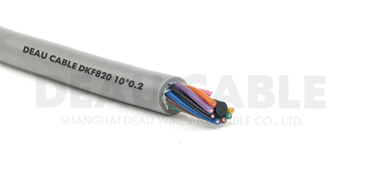 典型應(yīng)用：適用于工業(yè)環(huán)境下的頻繁彎曲、連續(xù)往復(fù)運(yùn)動下的安裝，如現(xiàn)代化機(jī)械標(biāo)準(zhǔn)部件的拖鏈中及物流系統(tǒng)、操控系統(tǒng)、伺服系統(tǒng)、機(jī)械自動化系統(tǒng)等。如數(shù)控機(jī)床、電子設(shè)備、五金沖壓、木材石材機(jī)械、玻璃與門窗機(jī)械、注塑機(jī)、機(jī)械(人)手、建筑機(jī)械、重型機(jī)械廠、汽車制造、起重運(yùn)輸設(shè)備、自動化倉庫、碼頭等室內(nèi)外環(huán)境需要的場所。