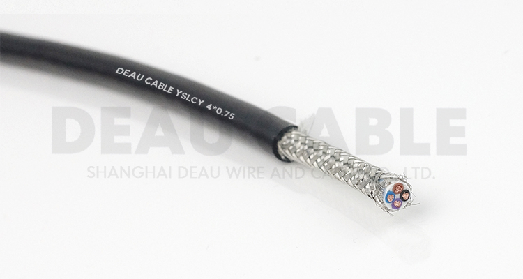 典型應(yīng)用適用機(jī)床和起重運(yùn)輸設(shè)備在內(nèi)的制造加工用機(jī)器各部件間的內(nèi)部連接。 充許該電纜直接與電源線相連接.不推薦屏蔽電纜用于連續(xù)彎曲的場合， 可用于工業(yè)使用環(huán)境下的偶爾彎曲移動(dòng)場合， 如機(jī)床、 磨床等。