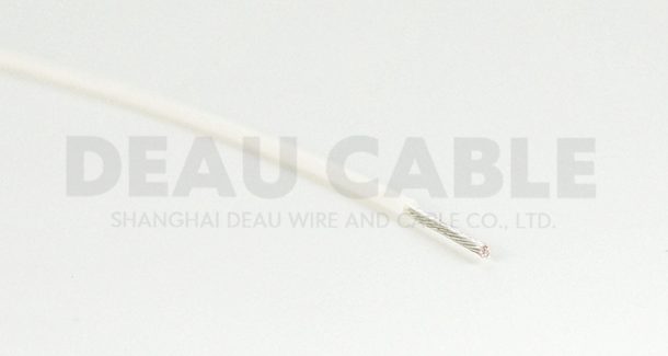 特點/用途：具有優(yōu)良的耐腐蝕性能，抗油、強酸、抗強堿、強氧化劑等；具有優(yōu)良的電絕緣性能、耐高電壓、高頻損耗小、不吸潮、絕緣電阻大；具有優(yōu)良的耐燃、耐老化性能、使用壽命長。電子行業(yè)中，可用于溫度補償導線，耐低溫導線，高溫加熱導線，耐老化電線及阻燃電線；家用電器行業(yè)中，可用于空調(diào)機，微波爐，電子消毒柜，電飯堡，電子熱水瓶，電暖器，電烤箱，電炒鍋，燈具燈飾等的內(nèi)部布線。